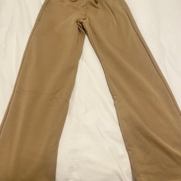 Girlfriend Collective sweat set, Brulee Millie, XS - Picture 2 of 4